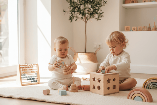 Meilleurs Jouets Montessori Bébé & Enfant : Guide Complet 0-3 Ans (2026)