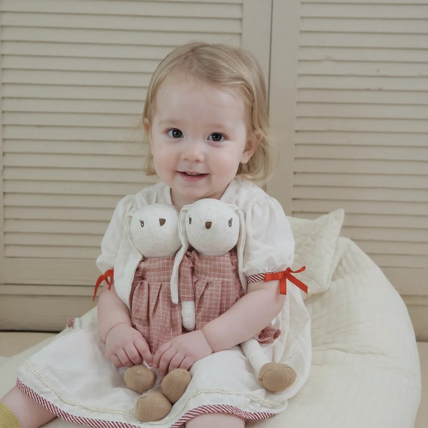 1PCS Children's Room Decor Rabbit Dolls with Overalls And Skirts Photography Props Baby Soothing Gifts Festival Greetings Gifts