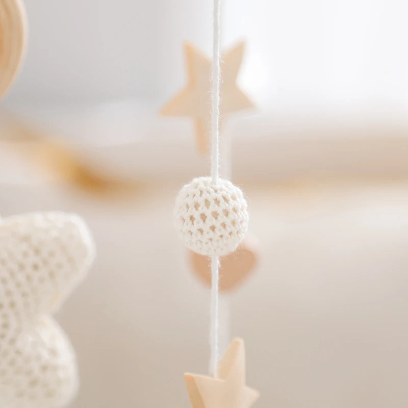 Mobile Hochet Bois & Crochet Bébé – Cloche Lit Étoiles & Pendentifs | Support Nuage | 27 Modèles
