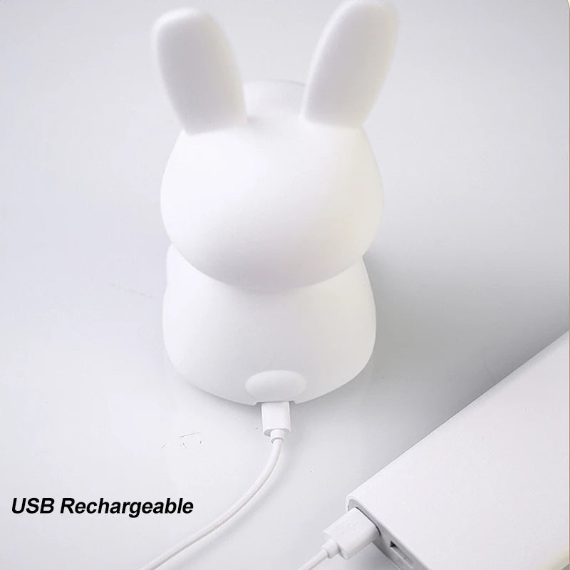 Veilleuse lapin silicone 7 couleurs — LED Rechargeable USB-C Minuterie 3h | Cadeau Naissance Chambre Fille