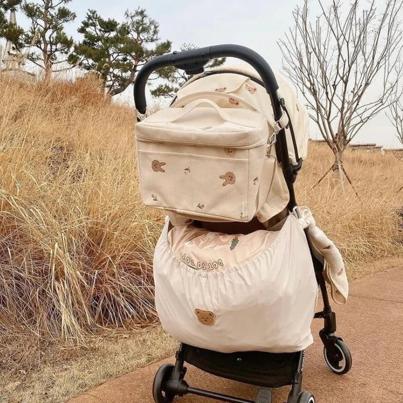 Organisateur Suspendu Bébé – Sac de Rangement Couches & Jouets pour Lit ou Poussette