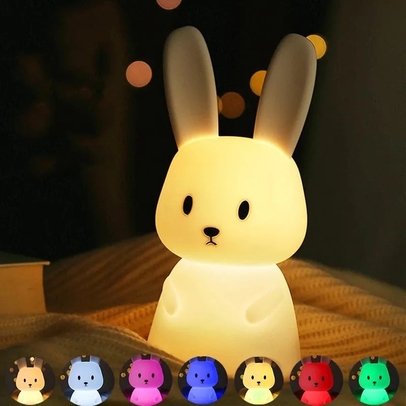 Veilleuse lapin silicone 7 couleurs — LED Rechargeable USB-C Minuterie 3h | Cadeau Naissance Chambre Fille