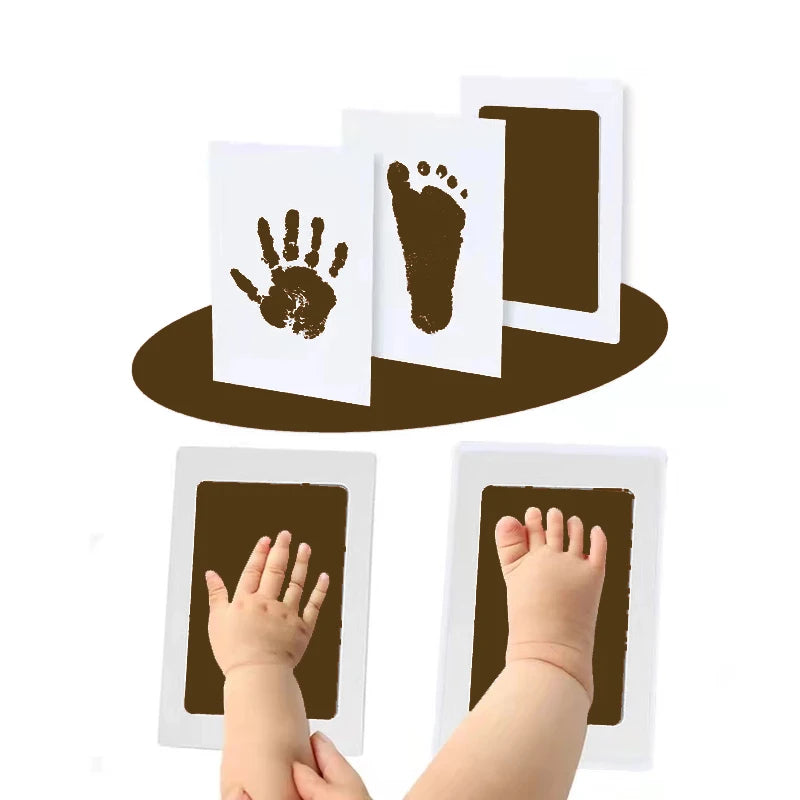 Kit Empreintes Mains & Pieds Bébé DIY 11 Couleurs – Tampon Encre Propre Sans Toxines | Cadeau Naissance 0-6 Mois