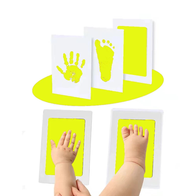 Kit Empreintes Mains & Pieds Bébé DIY 4 Couleurs – Tampon Encre Propre Cadeau Naissance | 0-6 Mois