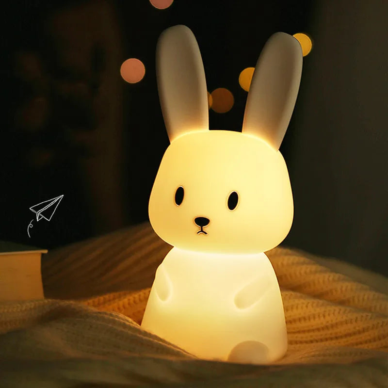 Veilleuse lapin silicone 7 couleurs — LED Rechargeable USB-C Minuterie 3h | Cadeau Naissance Chambre Fille
