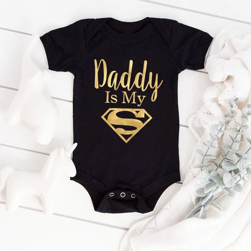 Body Bébé Humour Papa Mon Héros – Grenouillère Nouveau-Né Garçon & Fille Cadeau Naissance Drôle Original