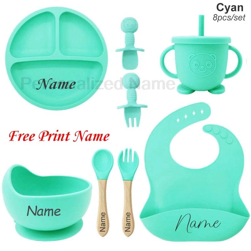 Coffret Repas Bébé Silicone Personnalisé Prénom – Set 8 Pièces Assiette Ventouse Bol Tasse Couverts Sans BPA Cadeau Naissance